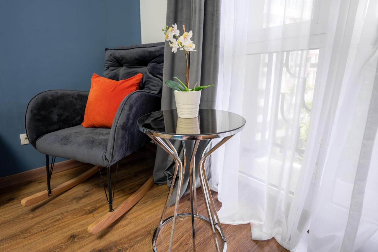Metropole Apartments Studio City Бухарест Экстерьер фото